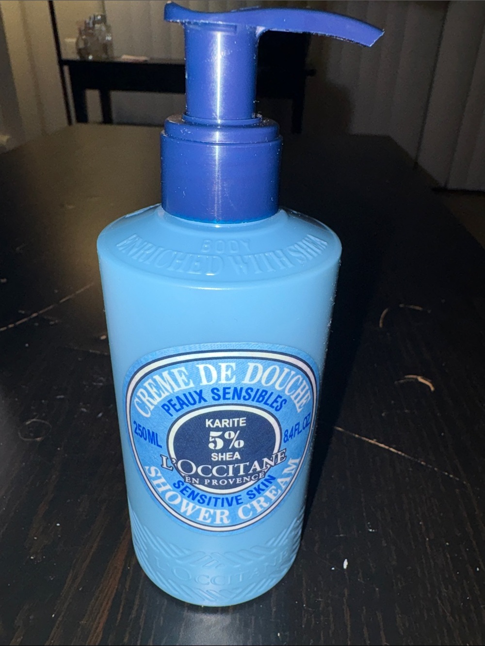 L'OCCITANE Blue Shea 5% Sensitive Skin Shower Cream